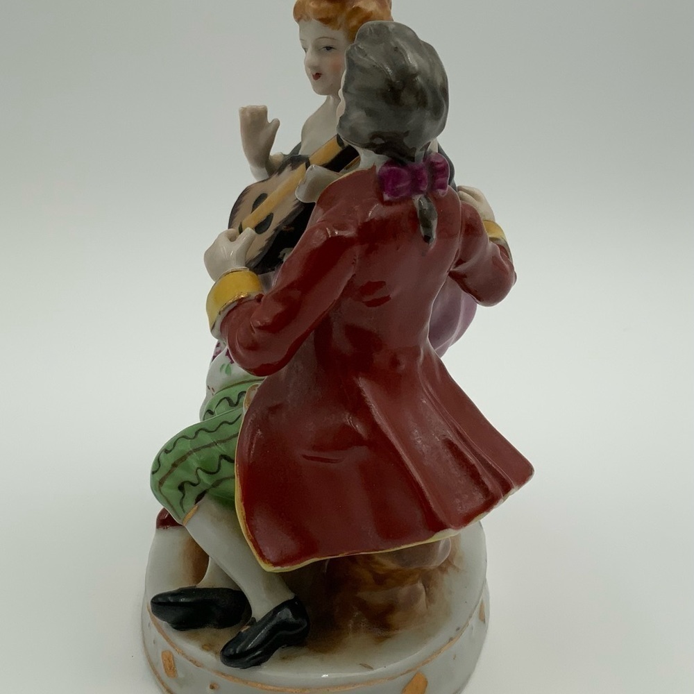 Antique Porcelain Victorian Couple W/Musical Piece Figurine OCCUPIED JAPAN - Picture 2 of 7